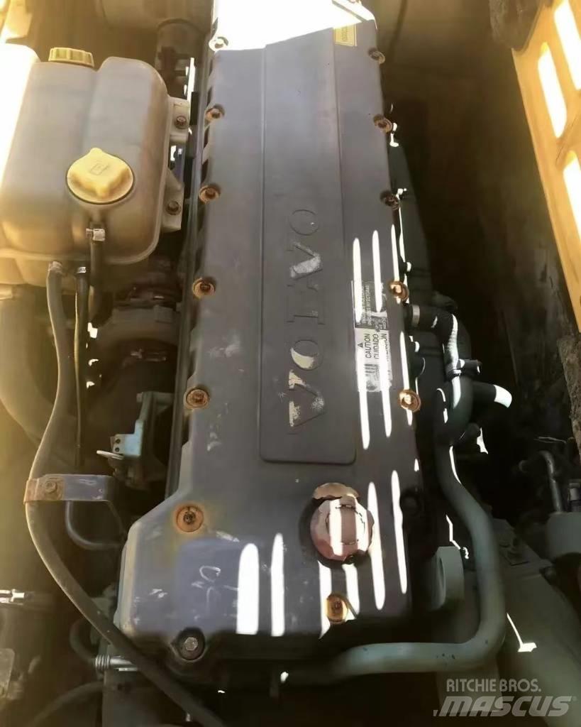 Volvo 360 Telakaivukoneet