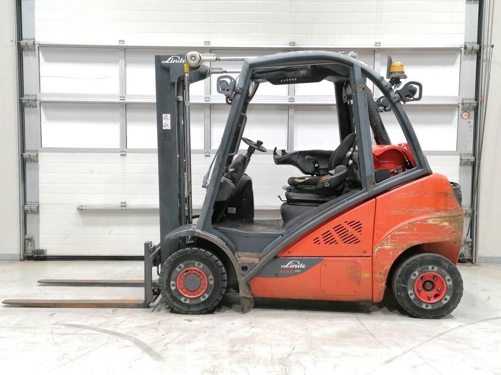Linde H25T-02 Nestekaasutrukit