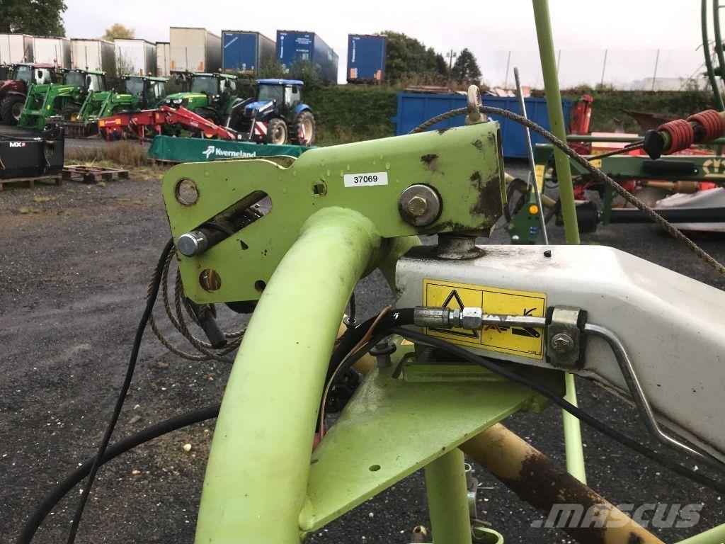 CLAAS Volto 58 Pöyhimet ja haravat