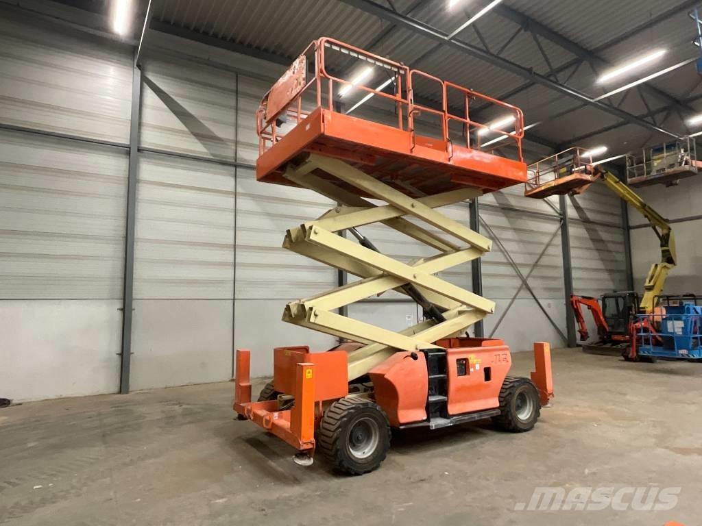 JLG 3394 RT Saksilavat