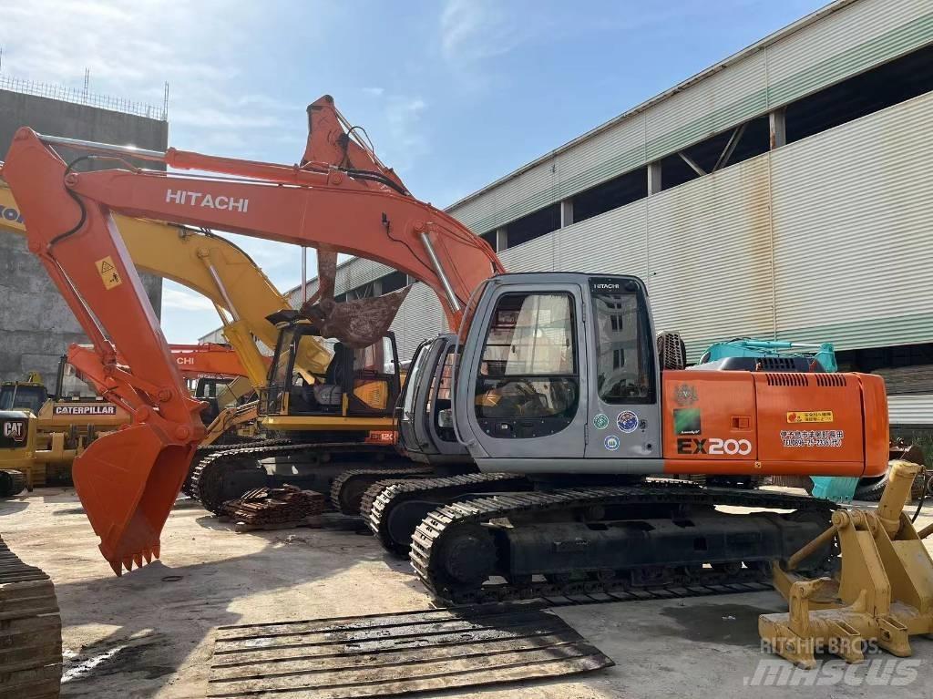 Hitachi EX 200 Telakaivukoneet