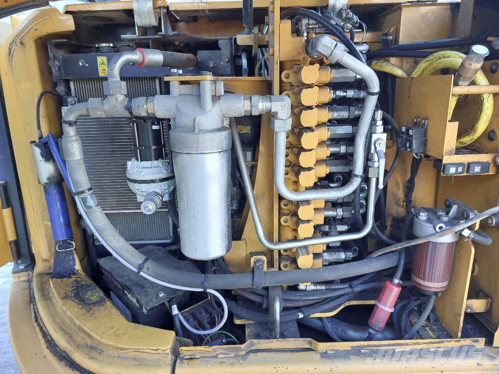 CAT 308E Midikaivukoneet 7t - 12t