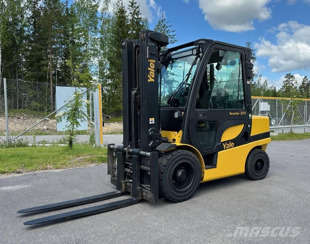 Yale GDP 35 VX Dieseltrukit
