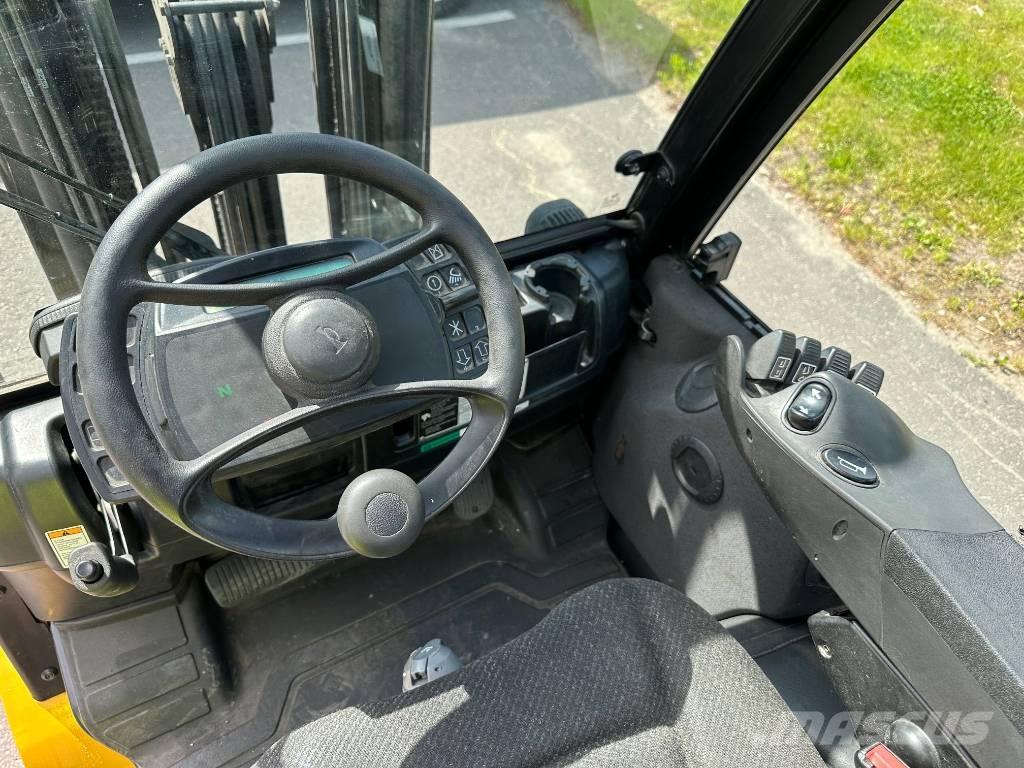 Yale GDP 35 VX Dieseltrukit