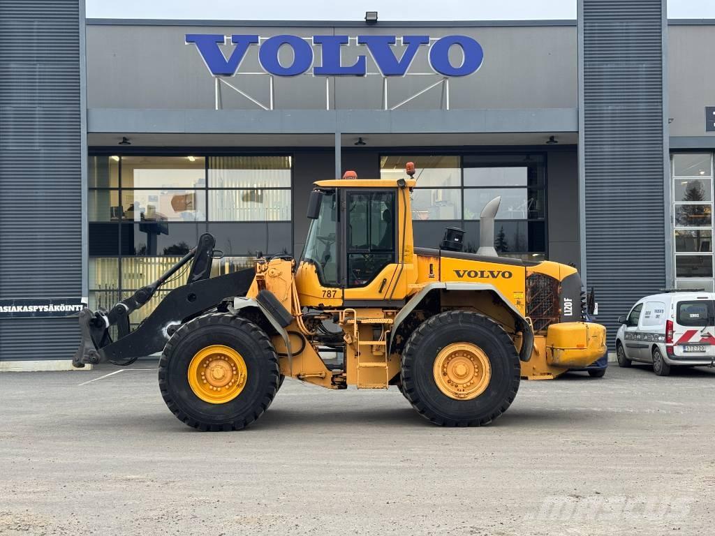 Volvo L 120 F Pyöräkuormaajat