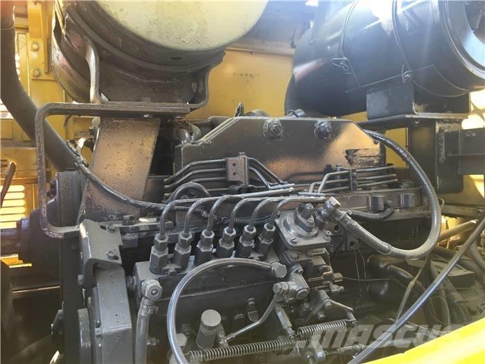 Komatsu WA 320-3 Pyöräkuormaajat