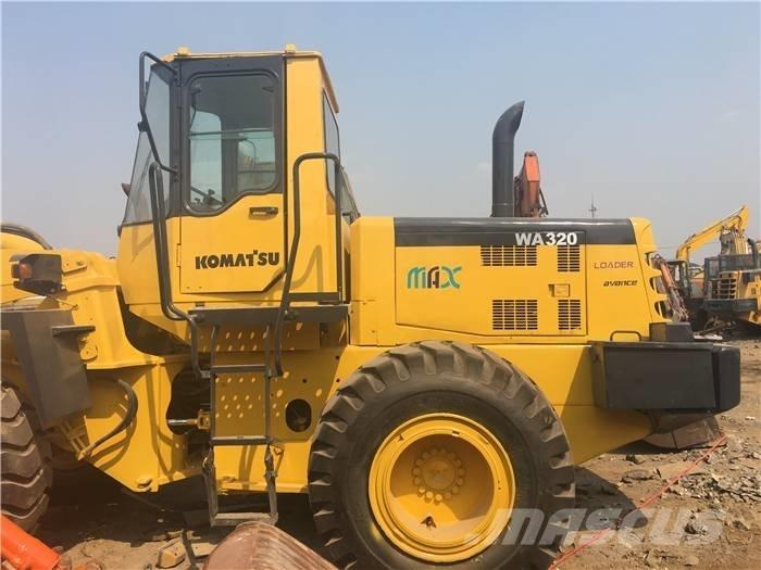 Komatsu WA 320-3 Pyöräkuormaajat