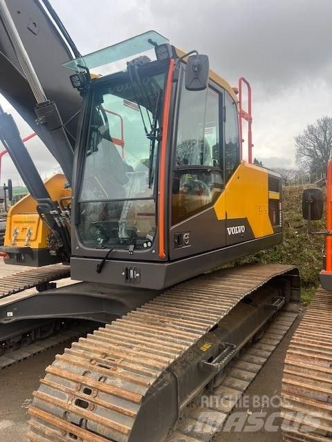 Volvo EC220EL Telakaivukoneet
