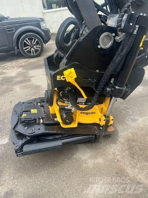 Volvo EC220EL Telakaivukoneet