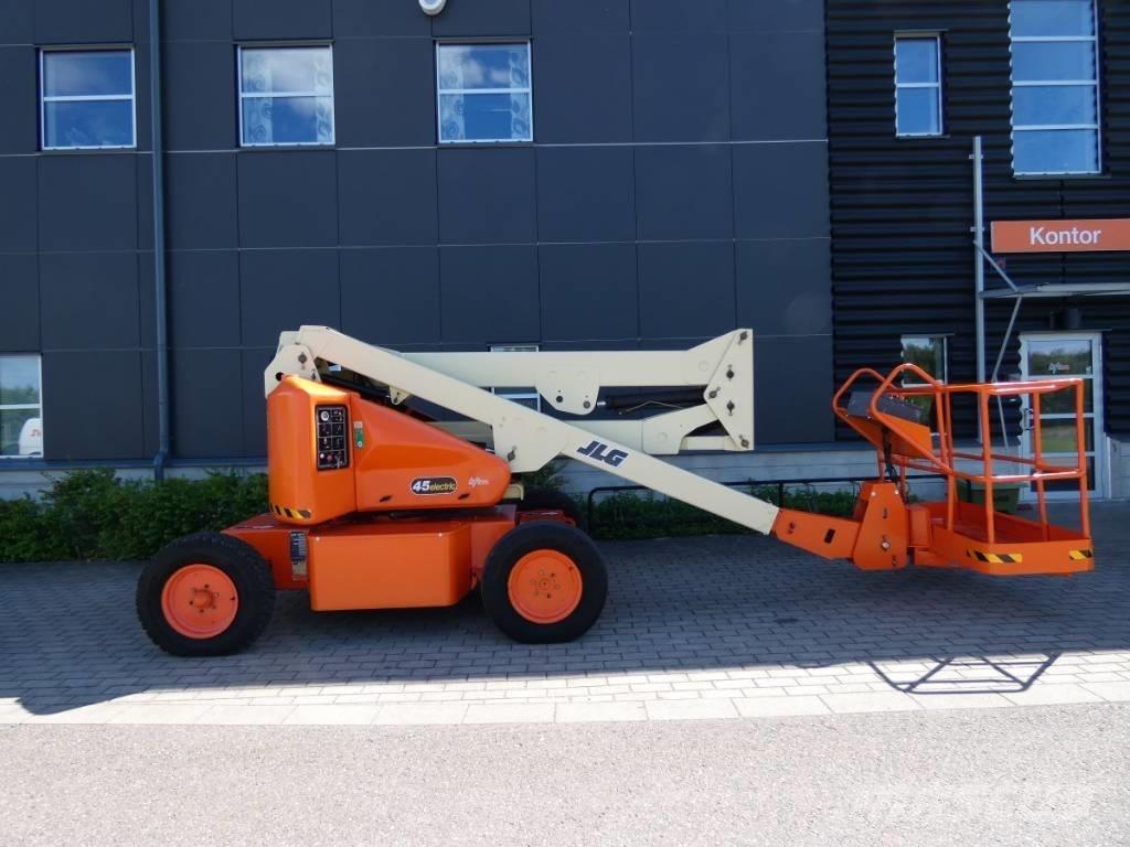 JLG E 45E  Bomlift Kuukulkijat