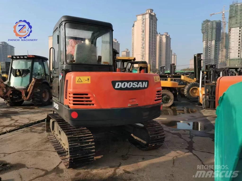 Doosan DH 55 Minikaivukoneet < 7t