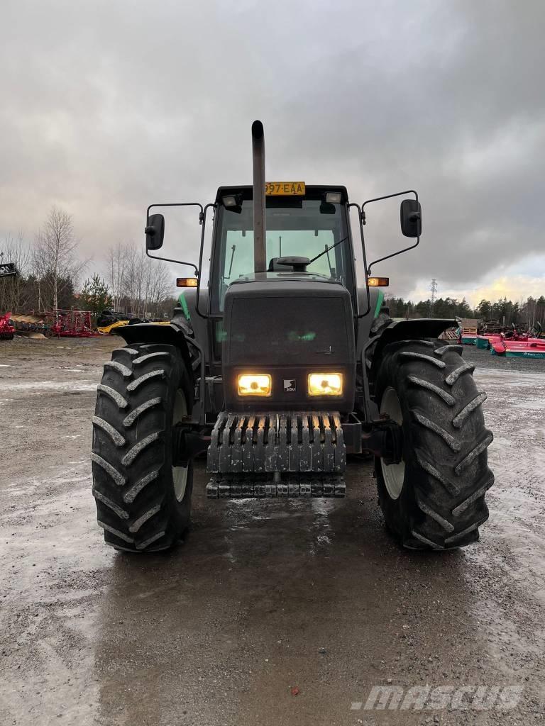 Sisu Valmet 8400 Traktorit