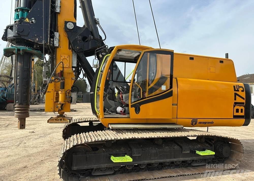 Casagrande B175XP Paalutuskoneet