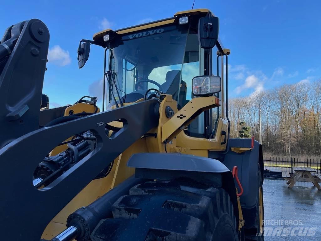 Volvo L 90 H Pyöräkuormaajat