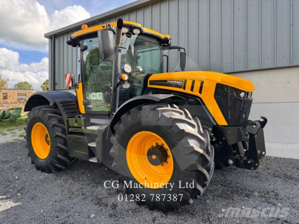 JCB Fastrac 4220 Traktorit