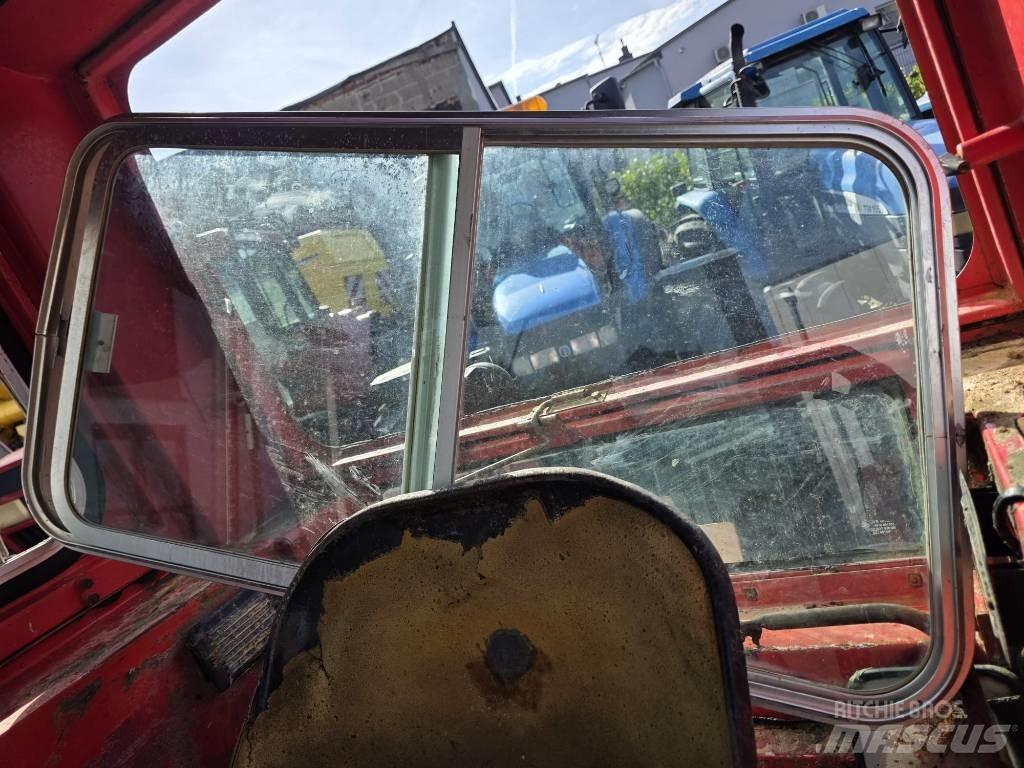 Massey Ferguson 575 Traktorit