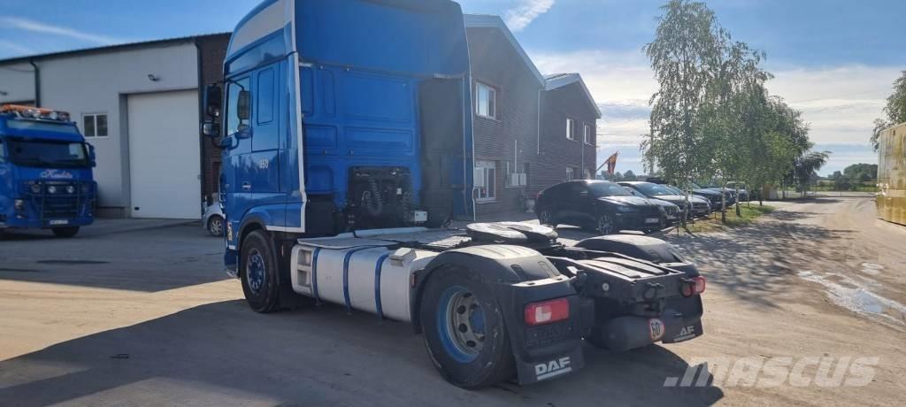DAF XF 450 Vetopöytäautot