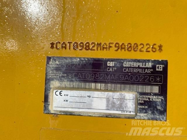 CAT 982 M Pyöräkuormaajat