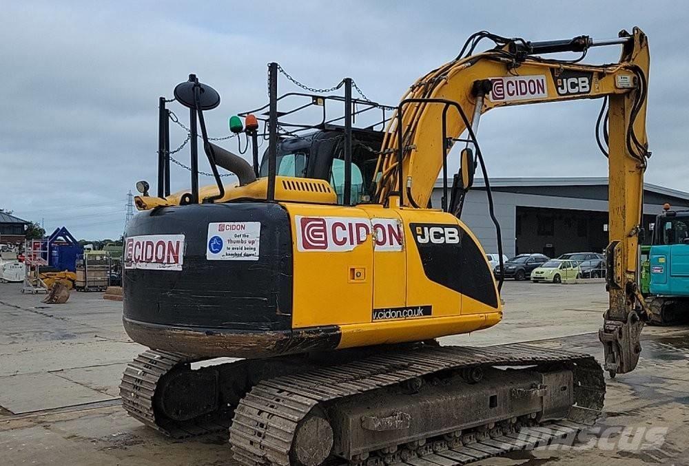 JCB JS 130 LC Telakaivukoneet