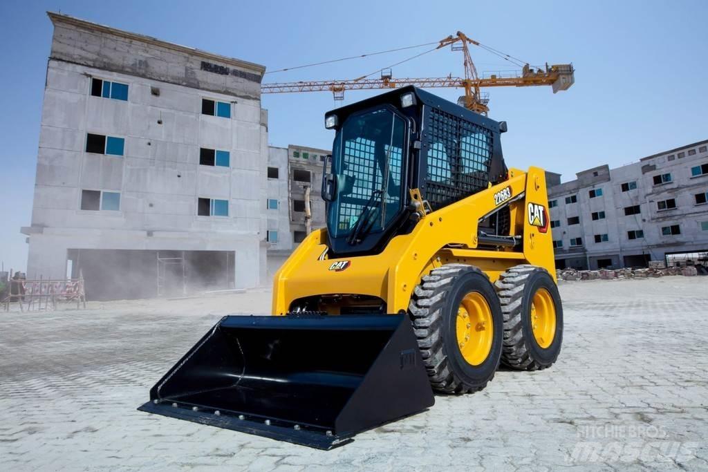 CAT 226B3 Juontokoneet
