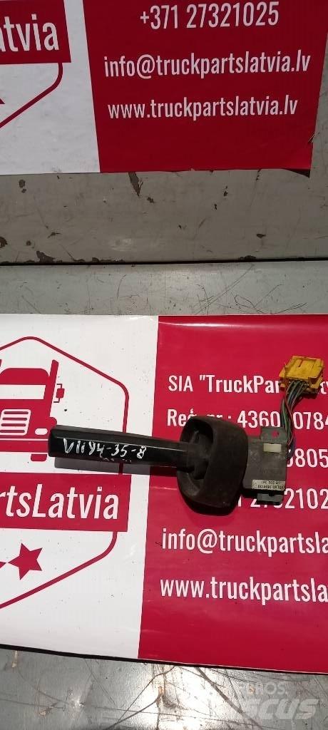 Volvo FH 12.   1624133 Ohjaamot ja sisustat