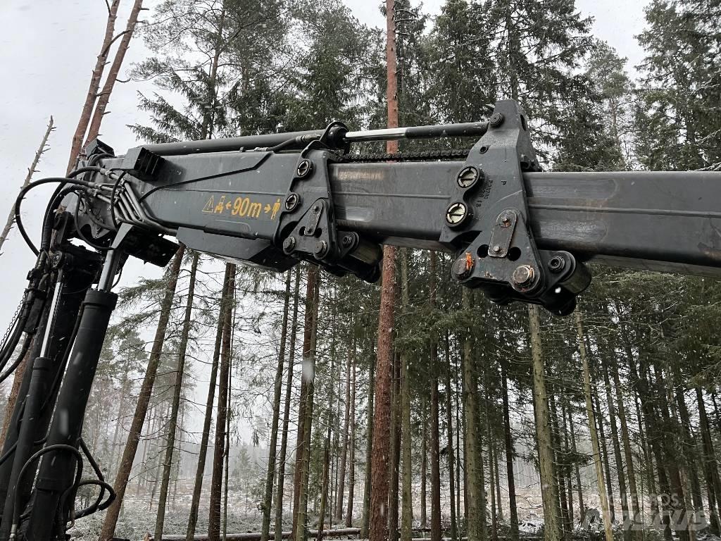 Ponsse Bear 8W Harvesterit