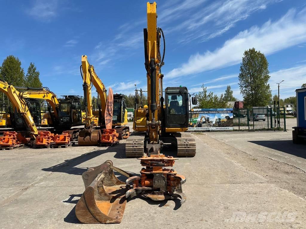 JCB JS 130 LC Telakaivukoneet