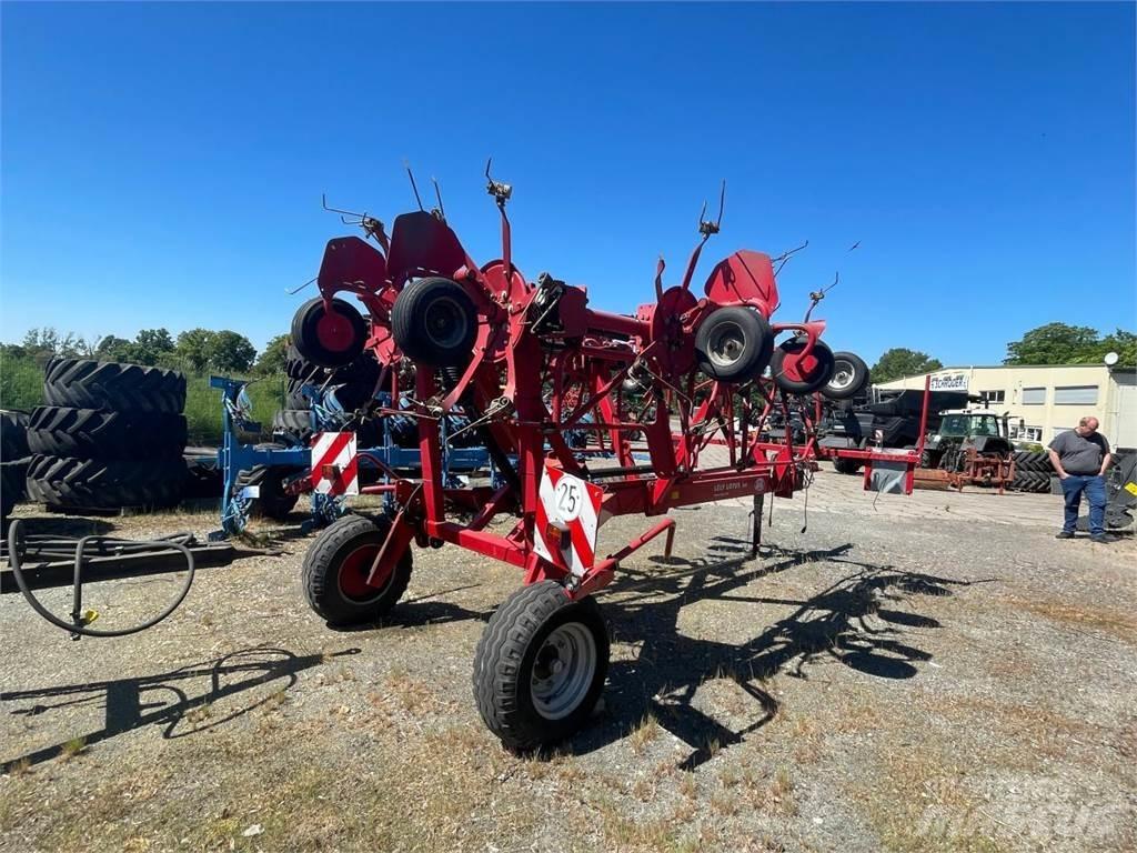 Lely Lotus 900 Pöyhimet ja haravat