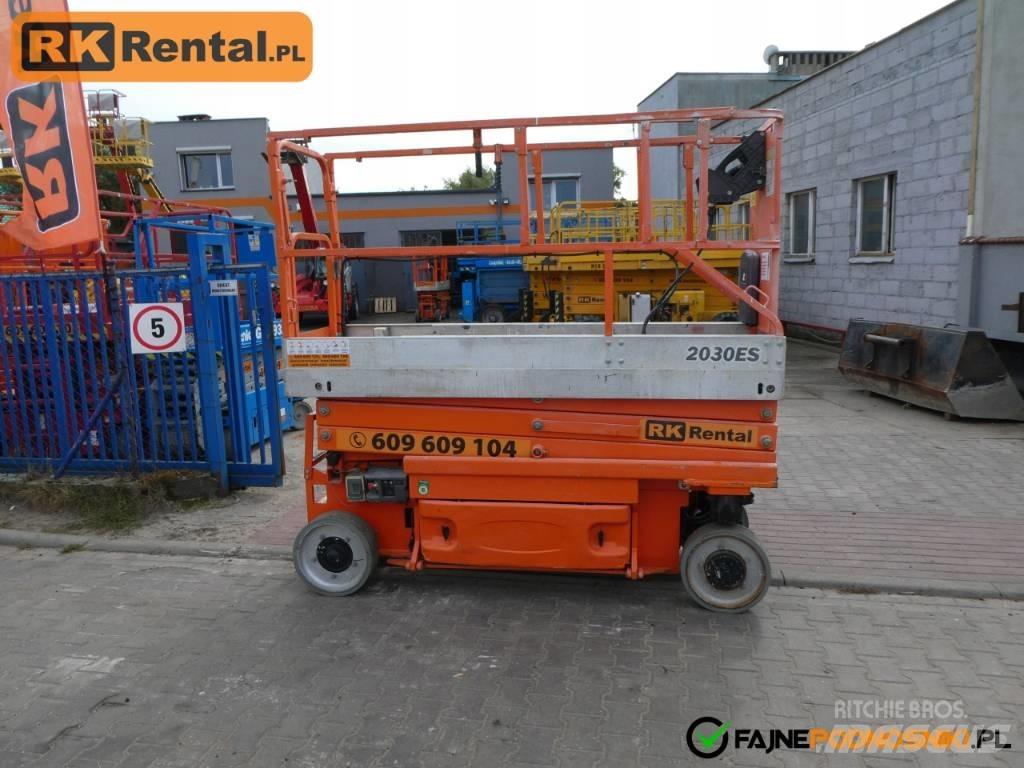 JLG 2030 ES Saksilavat