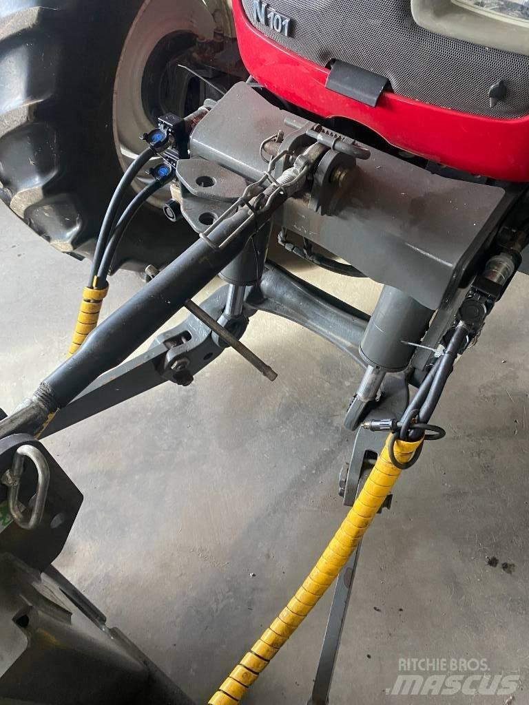 Valtra N 101 Traktorit