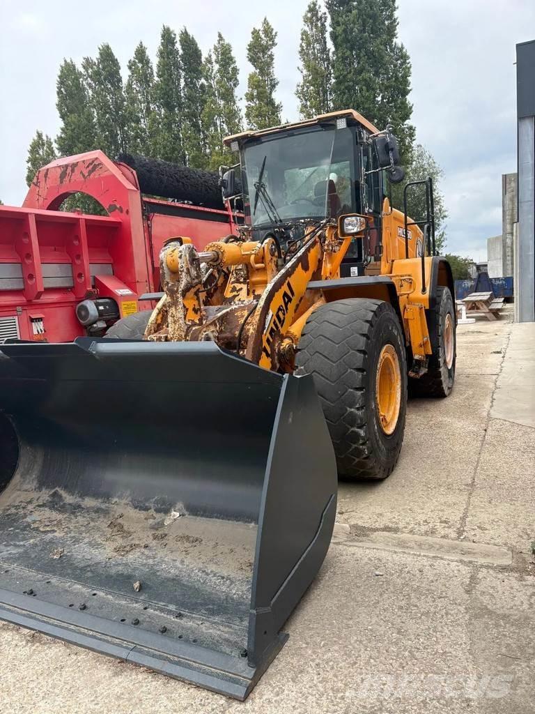 Hyundai HL960 Pyöräkuormaajat