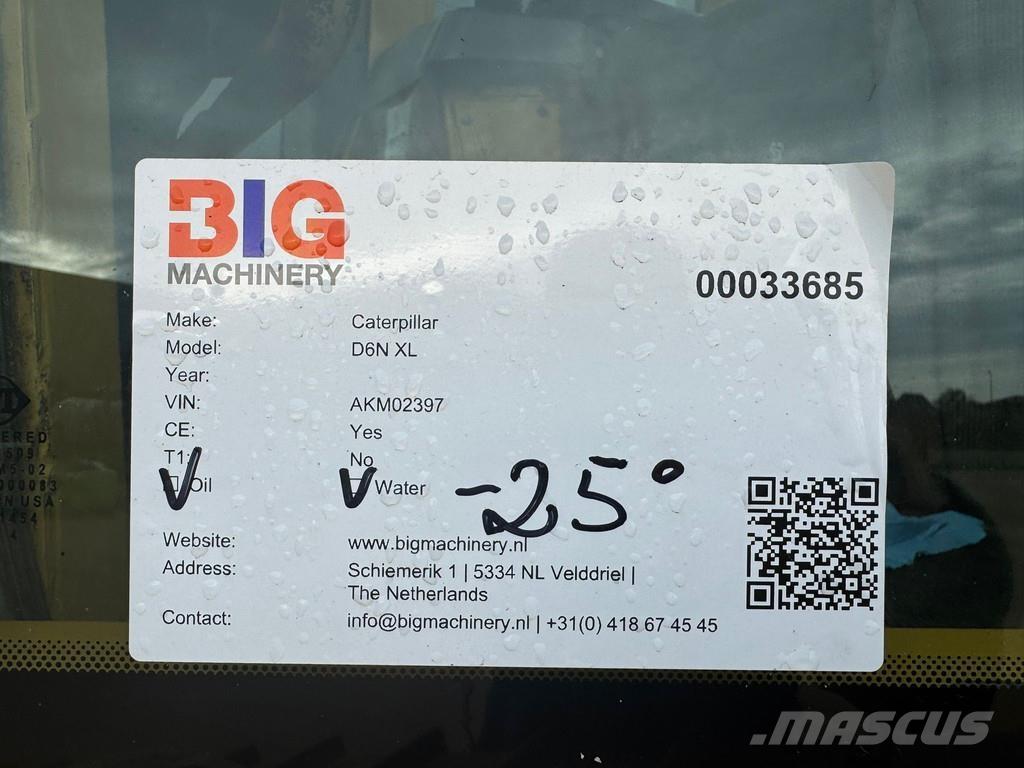 CAT D6N XL Telaketjupuskutraktorit