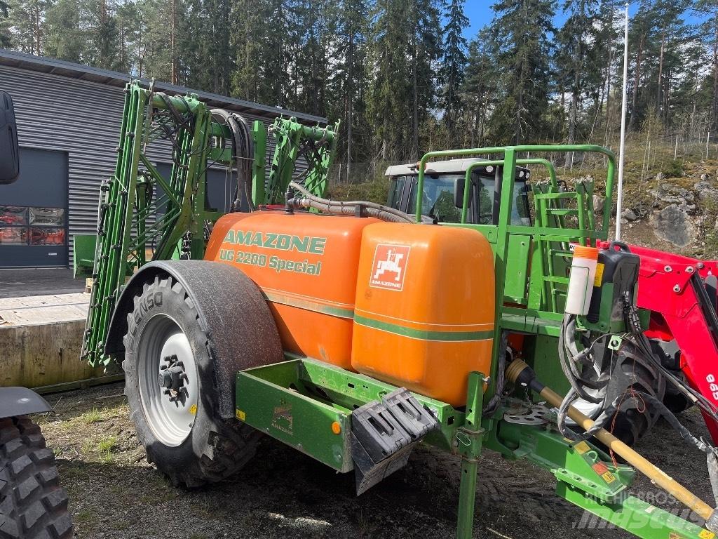 Amazone UG 2200 Hinattavat ruiskut
