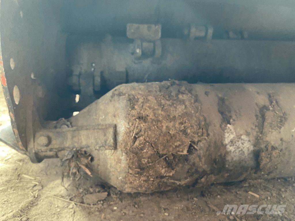 Kuhn BP 305 Murskaimet