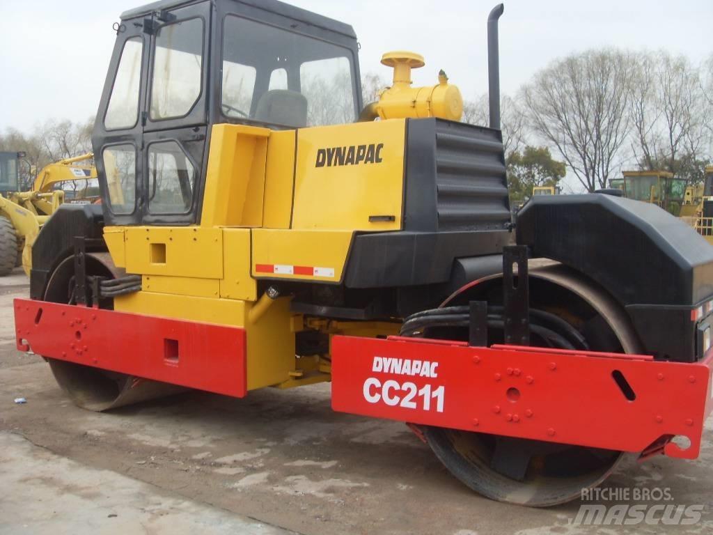 Dynapac CC 211 Tandemjyrät