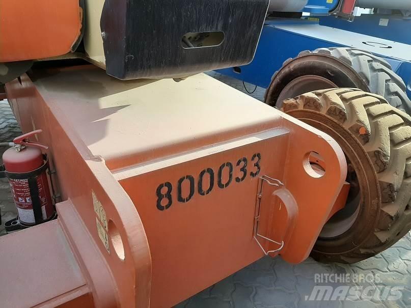 JLG 800AJ Kuukulkijat