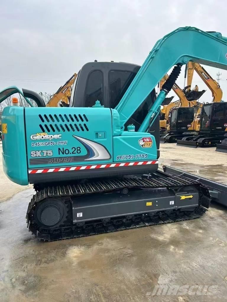 Kobelco SK 75 Telakaivukoneet