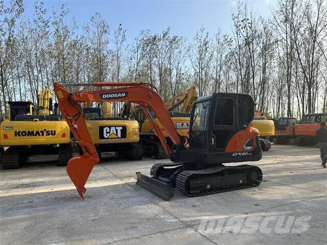 Doosan DX 60 Minikaivukoneet < 7t