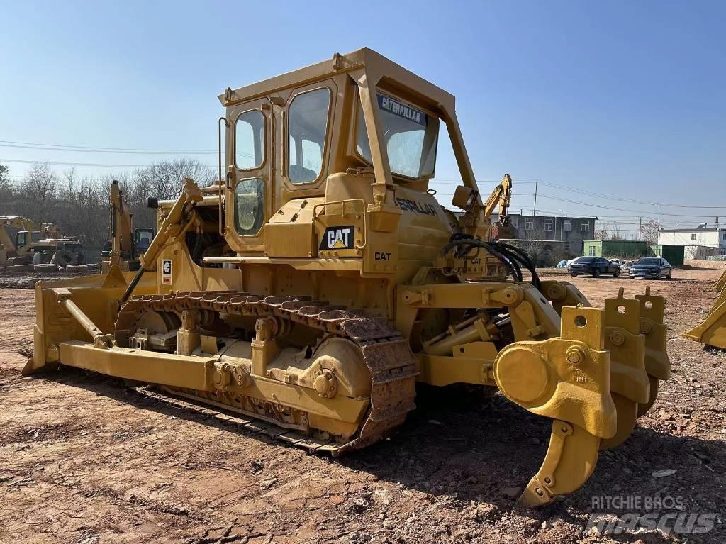 CAT D 8 K Telaketjupuskutraktorit