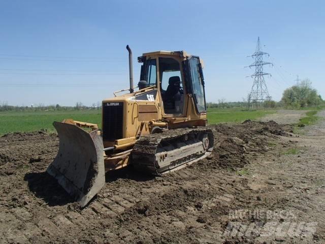 CAT D 5 G XL Telaketjupuskutraktorit