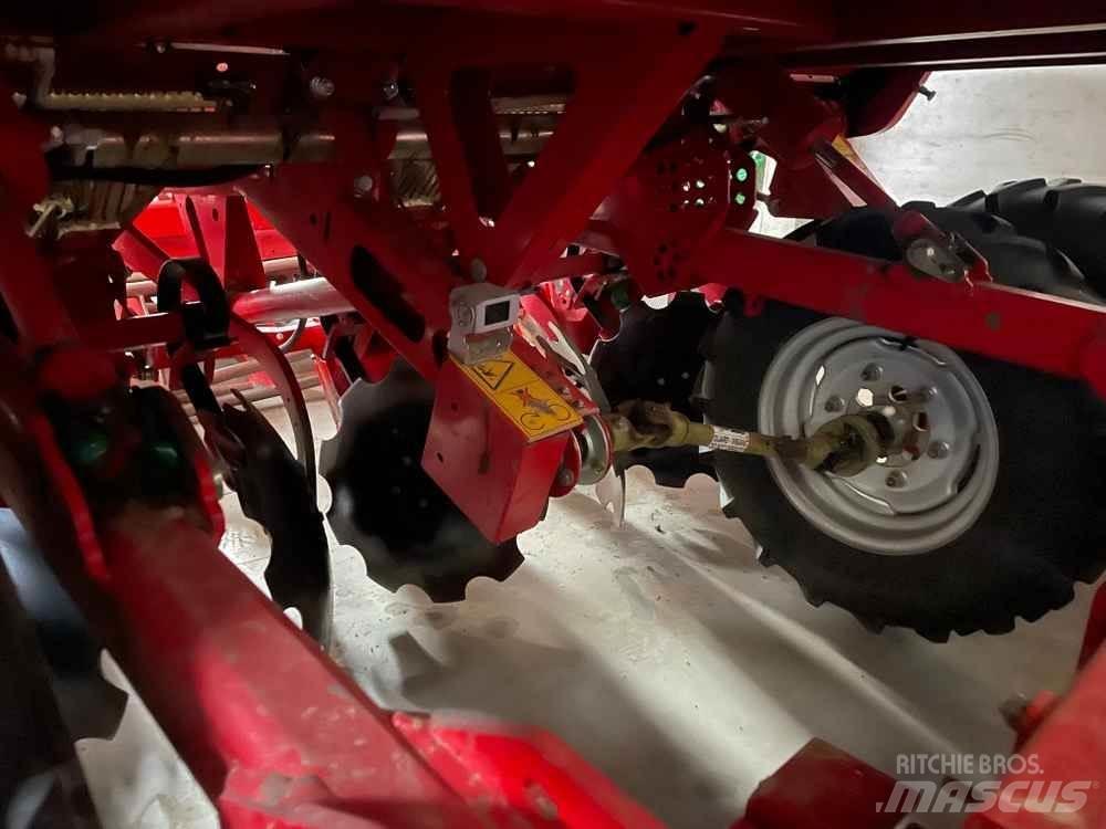 Grimme GL 420 Perunanistutuskoneet