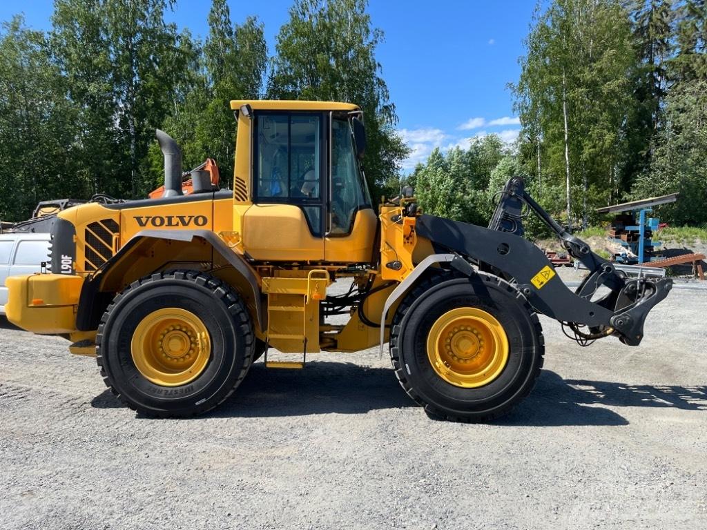 Volvo L 90 F Pyöräkuormaajat
