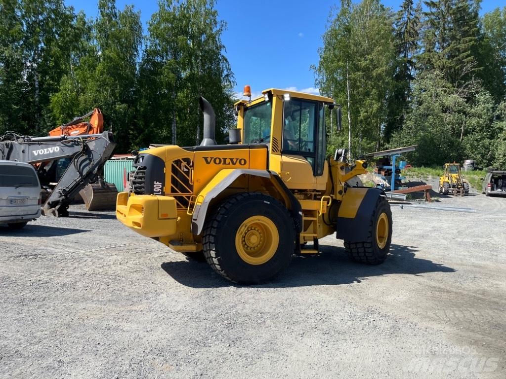 Volvo L 90 F Pyöräkuormaajat