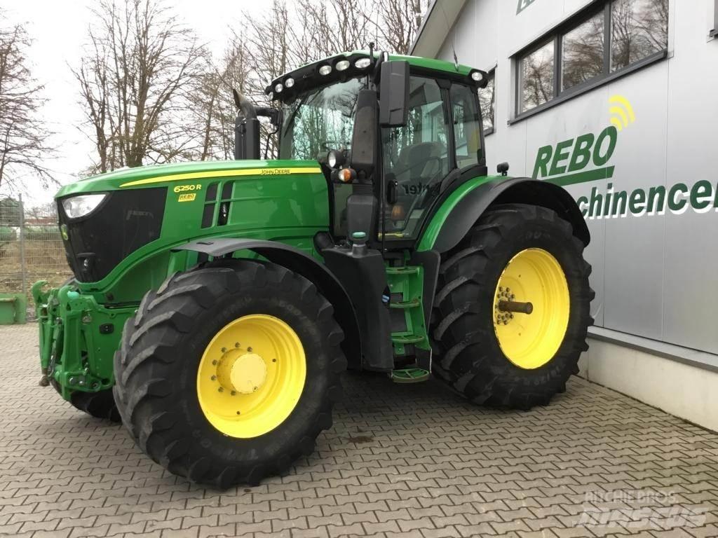 John Deere 6250R Traktorit