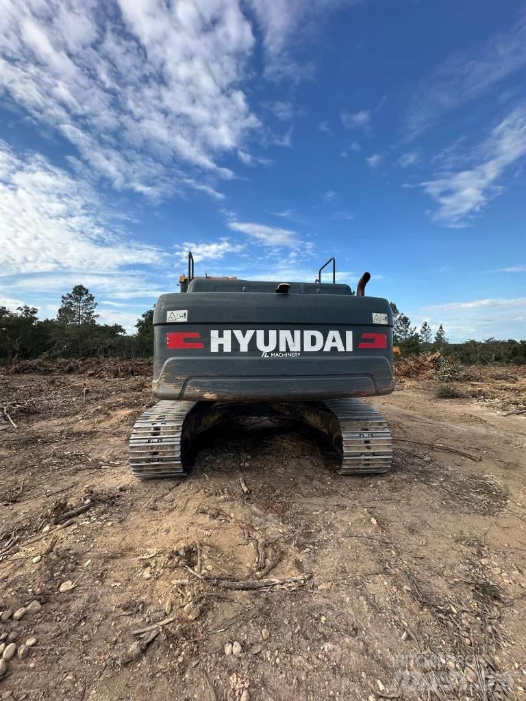 Hyundai HX 260 L Telakaivukoneet