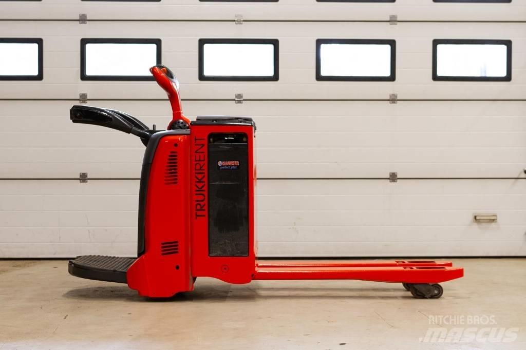 Linde T 20 Lavansiirtotrukit