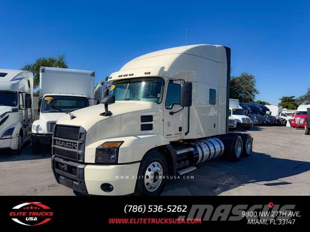 Mack Anthem Muut kuorma-autot