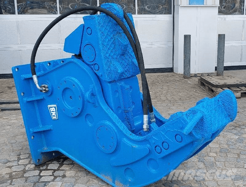  EMB VP3000 Leikkurimurskaimet