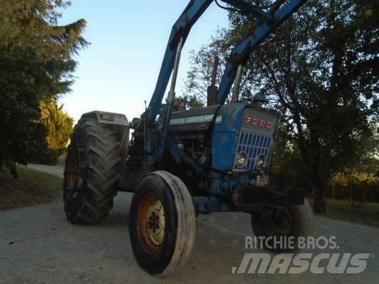 Ford 5000 5000 Traktorit