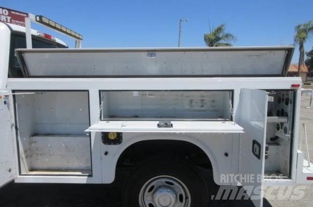 Ford F250 Hinausautot